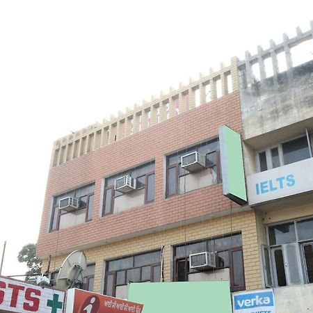 Hotel The Kings Residency Mohali Exterior foto